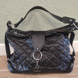 Vintage Chanel 2005-2006 Black Quilted Leather Shoulder Bag